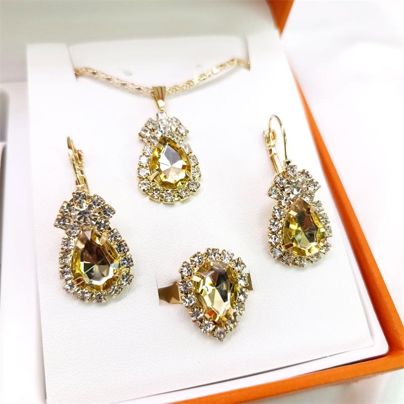European & American Trend Full Diamond Women s Quartz Fashion Watch