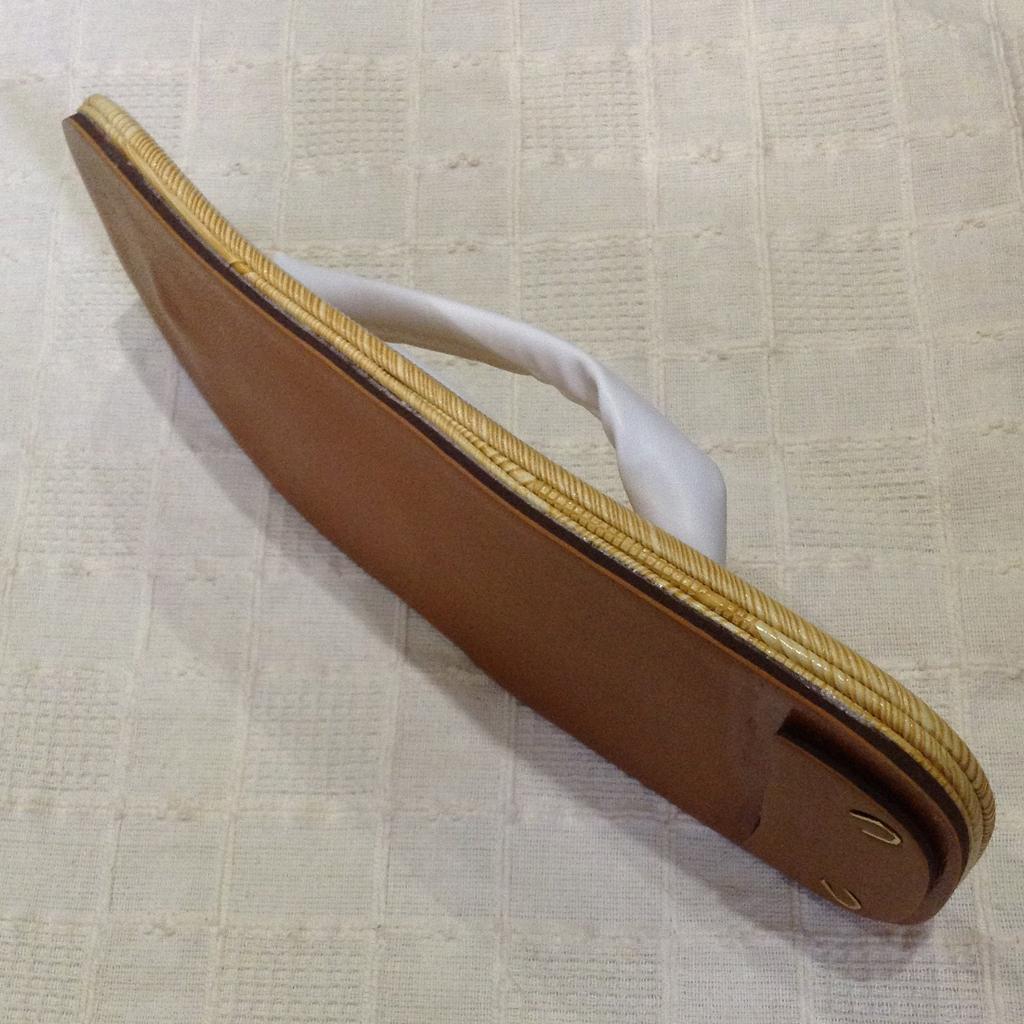 Edoten Geta Sandals, Yellow Tatami Embossed, Made in Japan, Light Sole (Double Core), White Strap, Size L (Large)