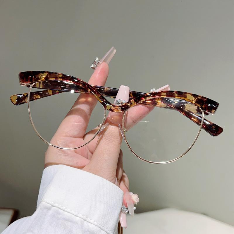 Vintage Eyebrow Cat Eye Anti Blue Light Optical Glasses Big Frame Women Luxury Myopia Customize Prescription Eye Glasses Frames
