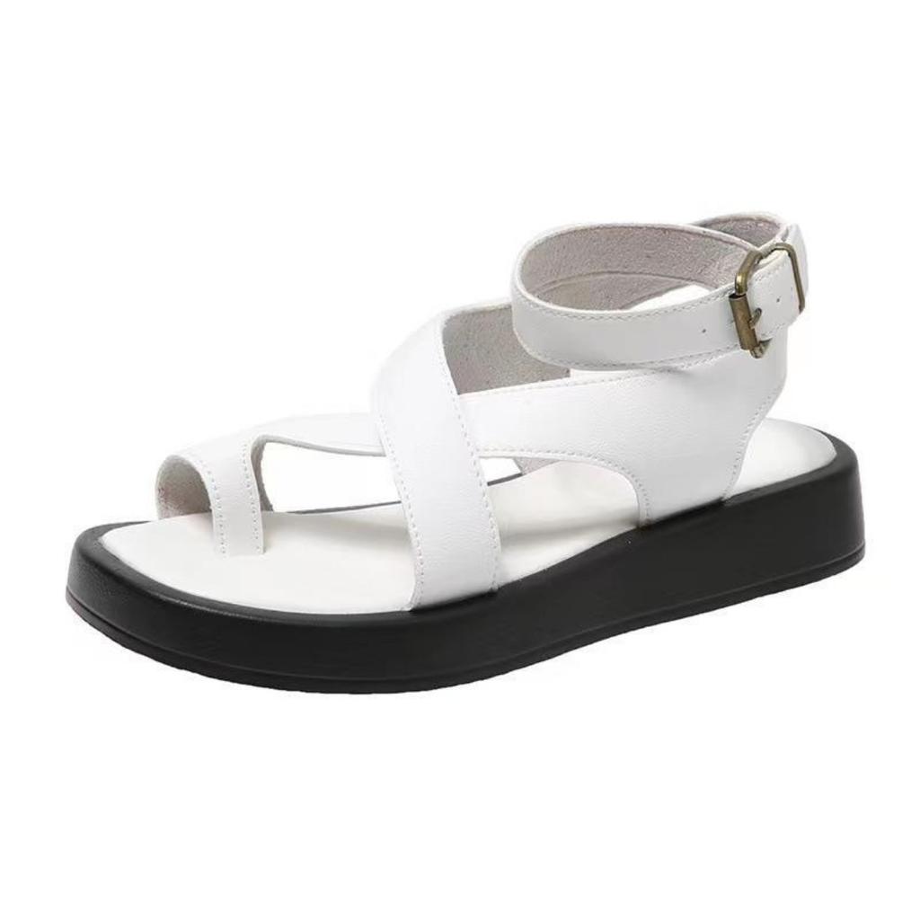 Sandaler nya europeiska och amerikanska stora storlekar set tå polyuretan plattform avslappnad romersk stil ytterkläder ringspänne bälte damskor