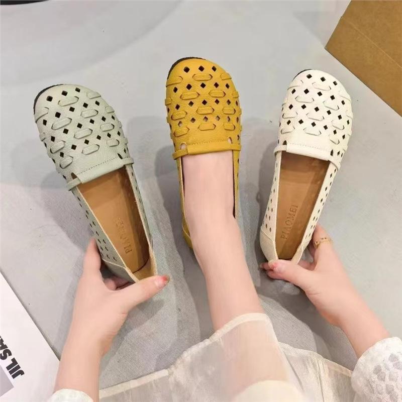 2025 summer new hollow hole shoes beef tendon soft sole one pedal casual breathable mother shoes flat single shoes women