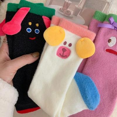 Lustige Cartoon-Socken Damen Seltsamer Cartoon Klein Niedlich Herbst Winter Korallenfleece Verdickt Warme Socken Boden Schlafen Lange Socken