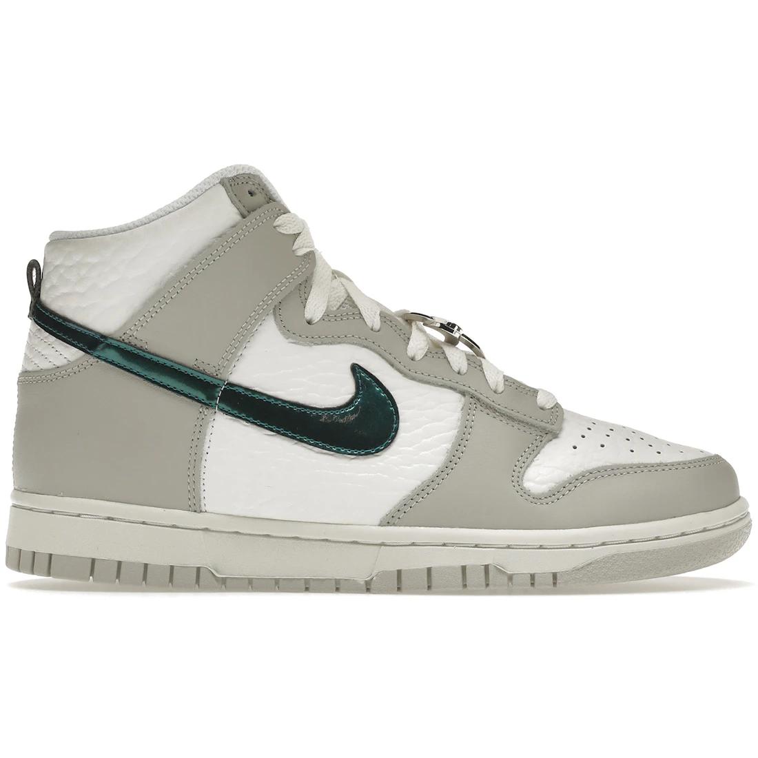 

Sneaker Nike Dunk High FLS (Women s)(DR7851-100)