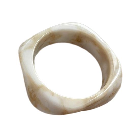 Acrylic Bracelet Retro Style Irregular Geometric Design Women Bangle Handmade Statement Bracelet Fashion Accessory
