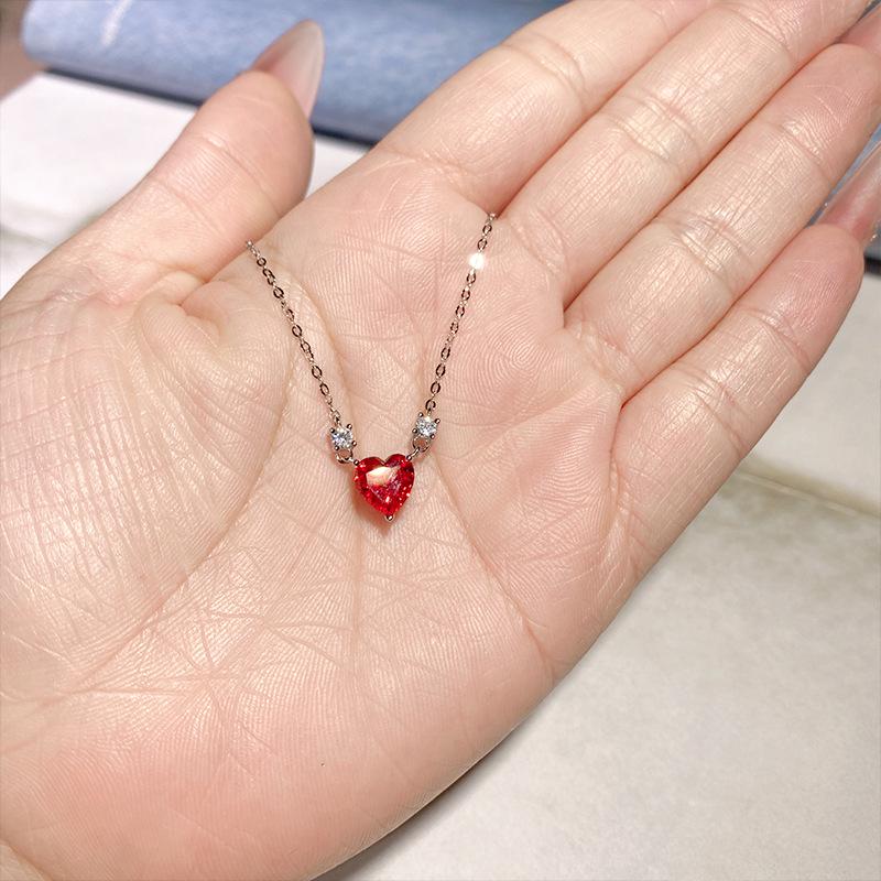 S925 Sterling Silver Heart Necklace with 5A Zirconia, Clear Sky Collection, Women's Clavicle Chain