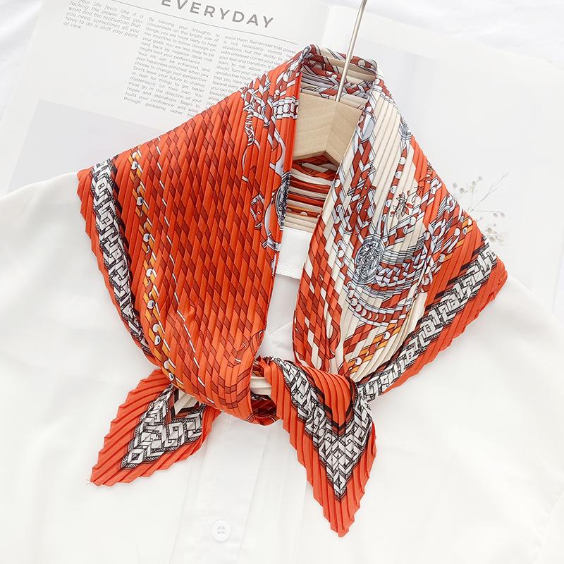 Retro Color Block Crinkled Square Scarf - 70cm Pleated Neckerchief in Imitation Silk for Women