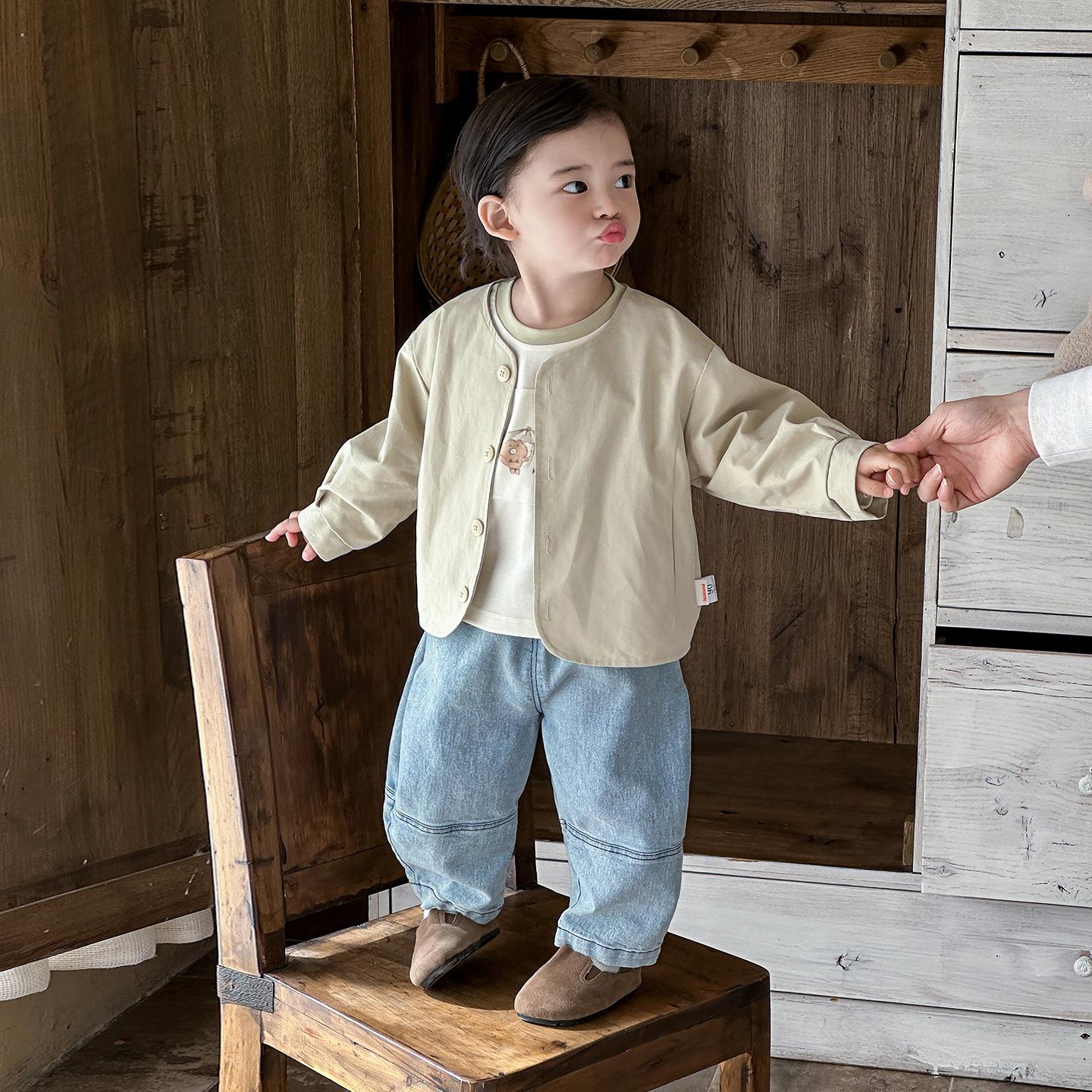 Весеннее прибытие: Бежевый кардиган, базовый слой и джинсы с широкими штанами для мальчиков 90 cm
