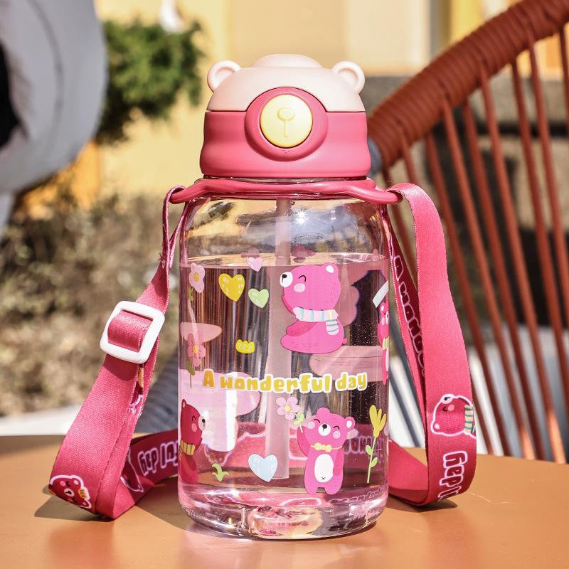 

Children Cartoon Print Backpack Sip Bottle - Warm Season Portable Reusable Plastic Straw Cup designed for School Children - Student Drink Bottle розовый
