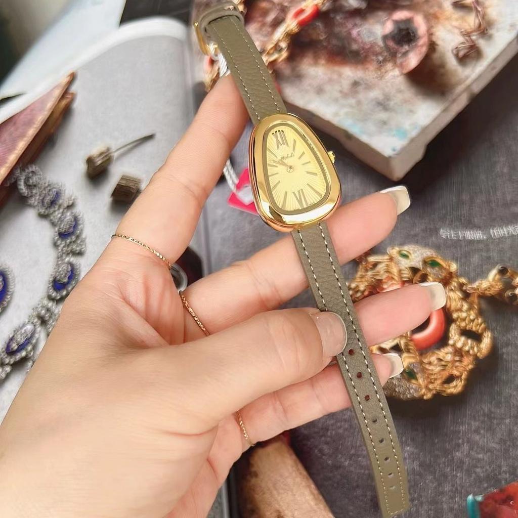 Genuine Leather Watch Women's Creativity High Quality Small Snake Head Quartz Women Clock