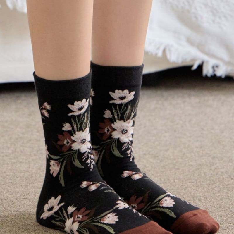 Biarritz Socks Forest Flower Pattern Point Socks 2 Colors