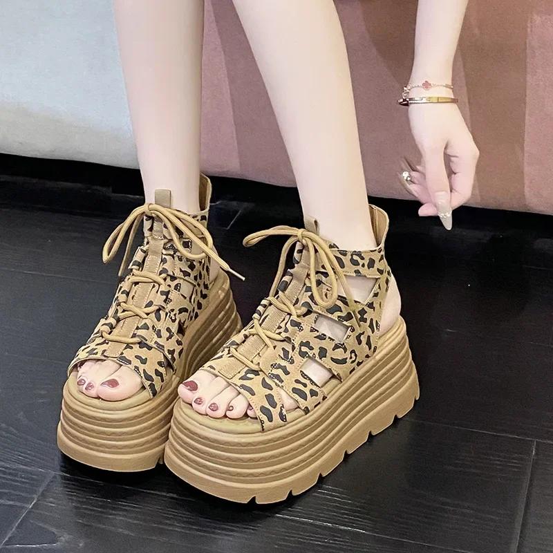 Mädchen 8cm Plateau Sandalen Klobiger Absatz Leopard Designer Schuhe Damen Keilpumps Tacones Sandalias Sommer Coole Stiefel