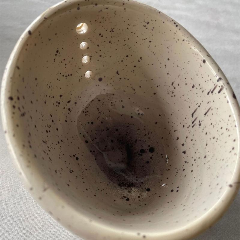 Ciotola Strippaverdure in Resina Rimuovi Foglie da Verdura Utensile da Cucina 4 Fori Tazza Strippaverdure Strumento Efficiente per Preparare le Erbe