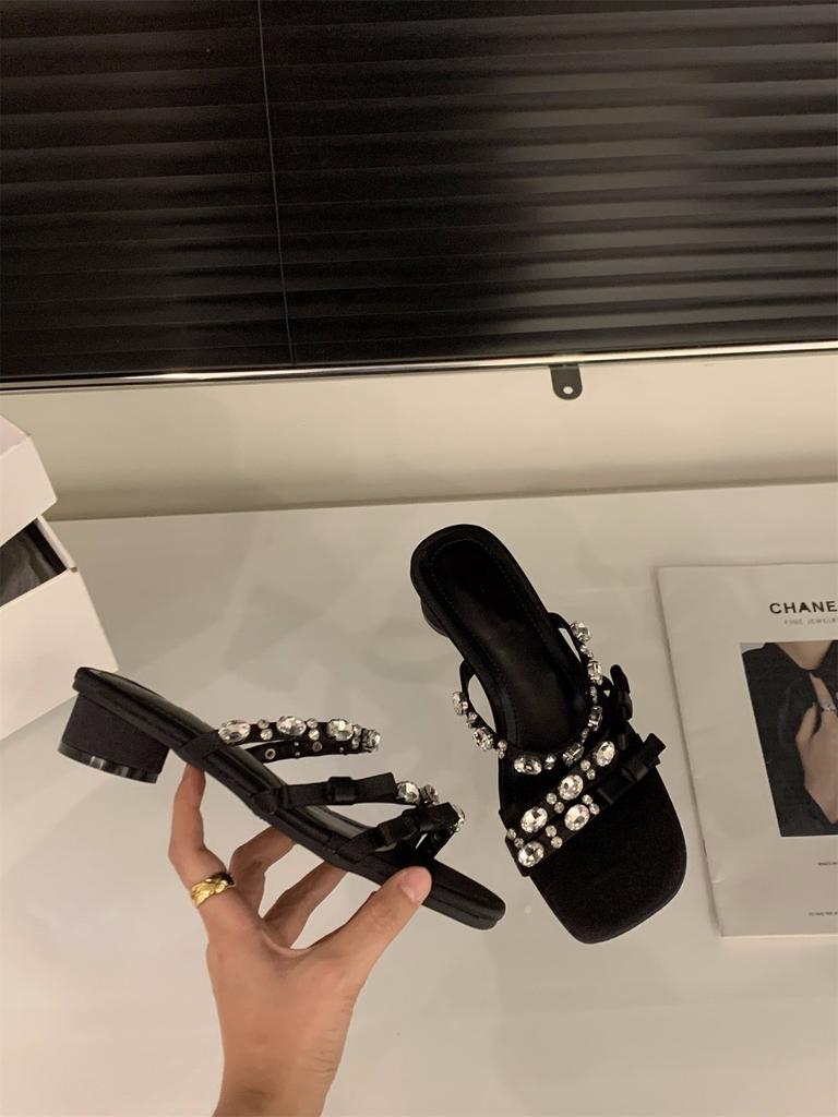 Temperament silver French small cool slippers fairy shoes fashion wear 2025 new summer thick heel rhinestone sandals