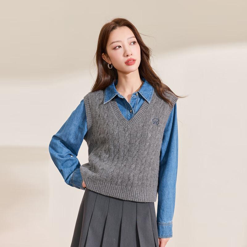 

Женский трикотажный жилет без рукавов с V-образным вырезом, вышивкой и узором «косы» большого размера 3XL 175/104B