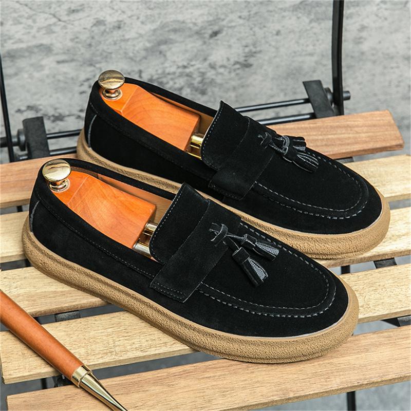 Fashion Handmade Outdoor Men Loafers Casual Leather Shoes Fashion Mens Boat Shoes New Arrival Male Dress Footwear Slip on Soft Moccasins