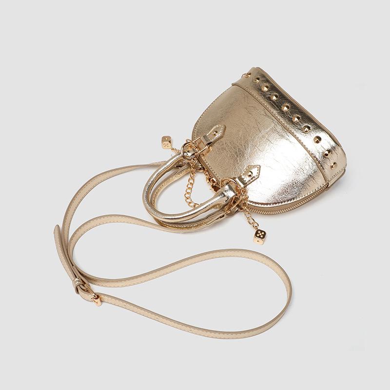 New European and American Niche Design High End Champagne Rivets Handheld Shell Bag Light Luxury One Shoulder Diagonal Straddle Bag