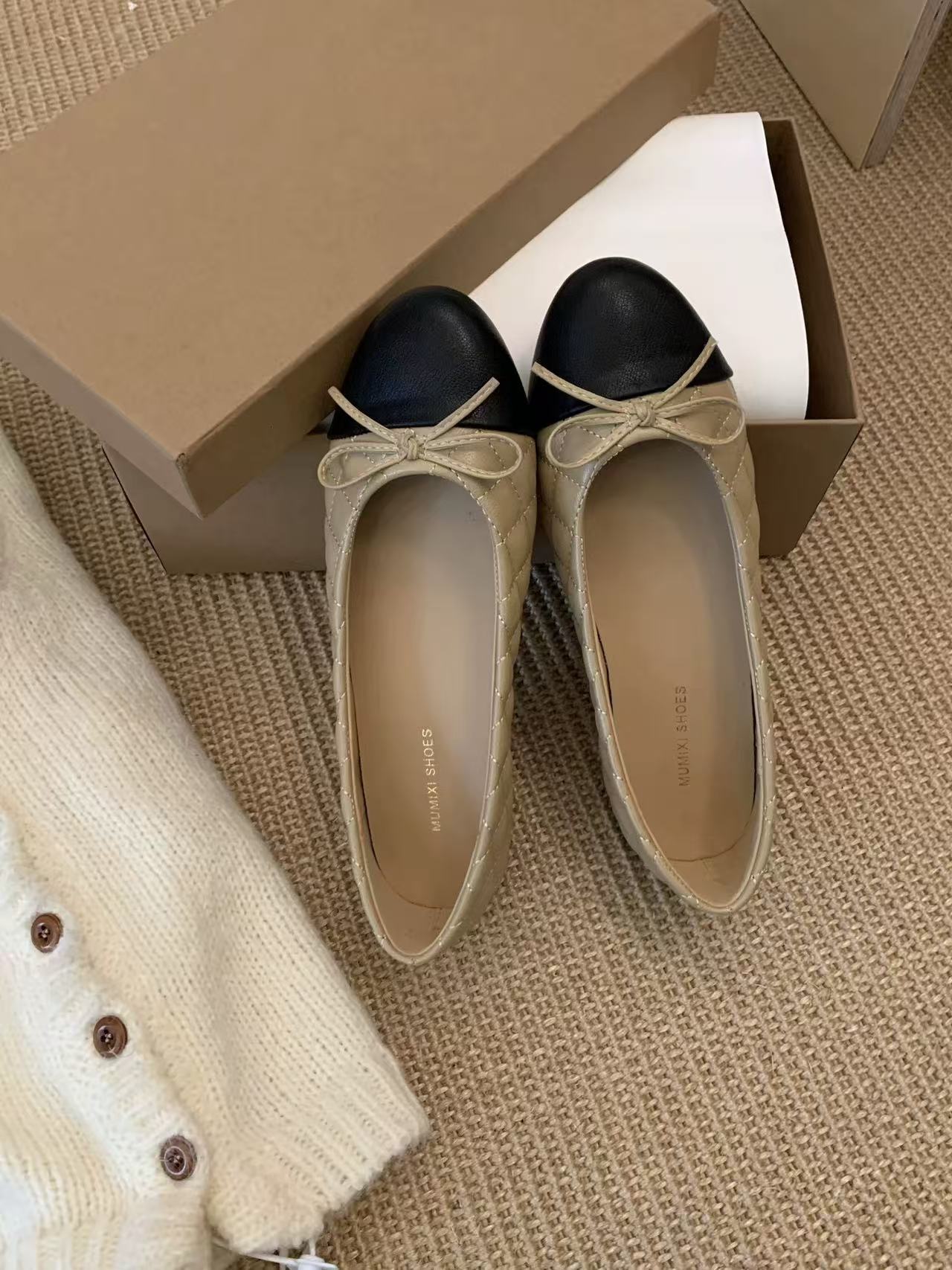 Сяосянфэн Круглый Носок с Бантом на Плоской Подошве Балетные Туфли Женские Мягкая Подошва Мелкий Вырез Одноступенчатые Одиночные Туфли 35 хаки