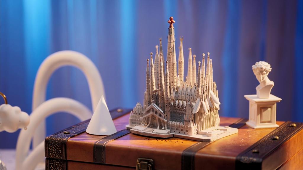 Piececool Sagrada Familia 3D Puzzle - Berühmtes Architektonisches Gebäude - Metall Nano Puzzle - Montage Erforderlich (Kein Kleber erforderlich) - Schwierigkeitsgrad 6 Sterne