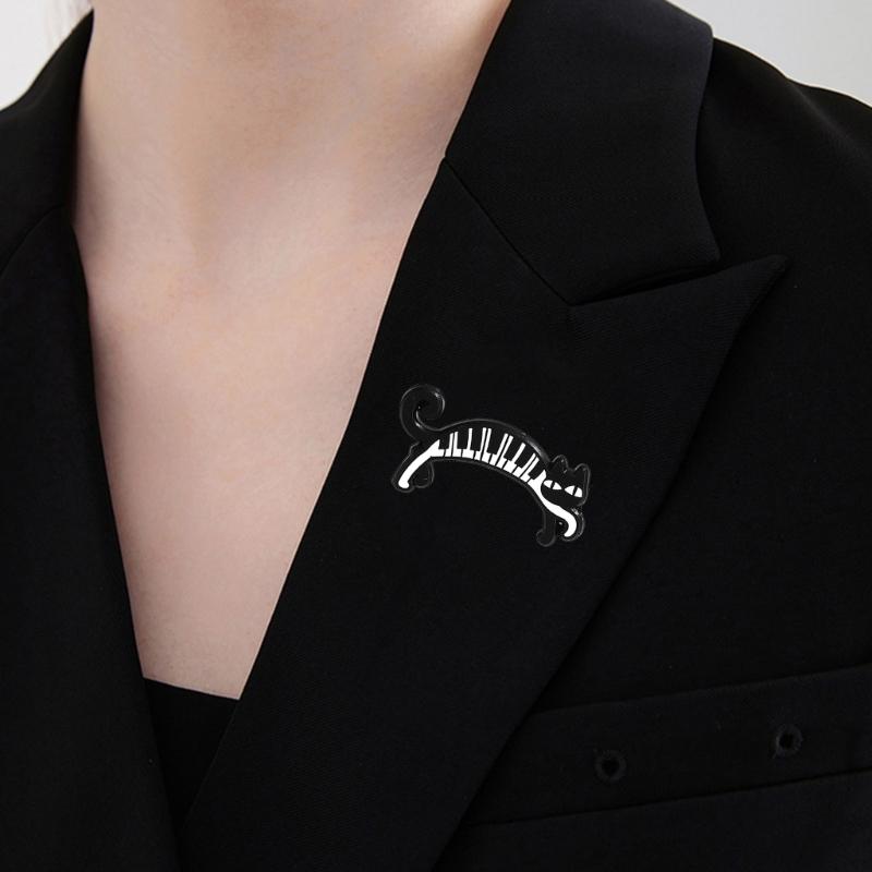 Fashion Cats Brooch Fun Animal Pin Unique Brooch Animal Shape Bagde Suitable for Everyday Wear or Special Occasions