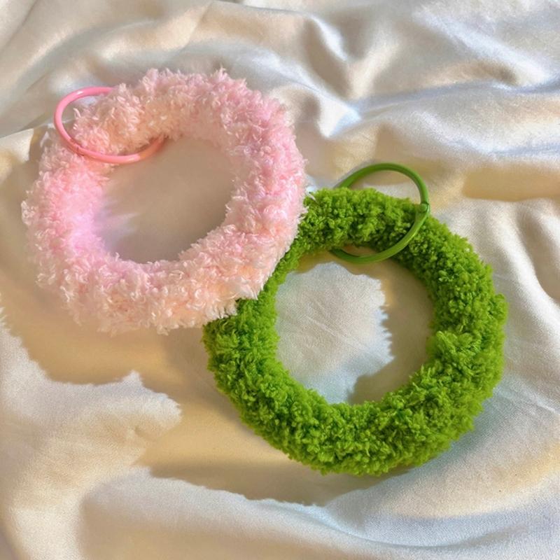 Trendy Phone Accessory Plush Key Organize Anti Drop Keychain Versatile Wristband