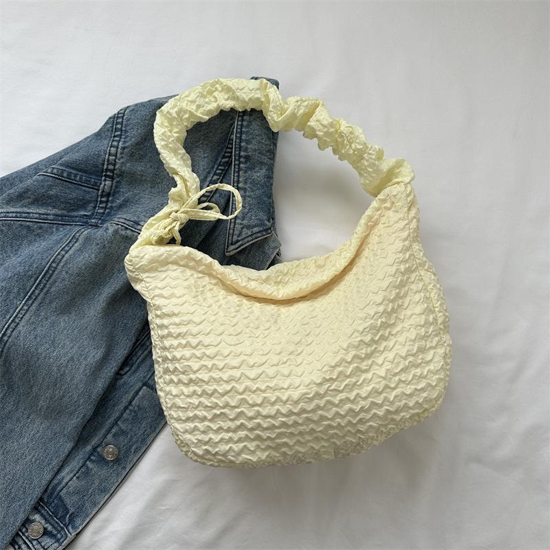 Gentle fashion soft girl large capacity pleated shoulder bag women's 2025 early autumn new Korean version underarm bag tote bag