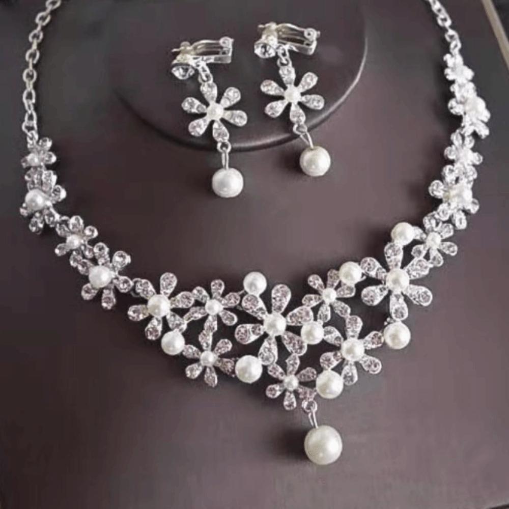 Elegant Pearl Necklace Ears Sparkling Earrings Set Flower Necklace Bridal Wedding