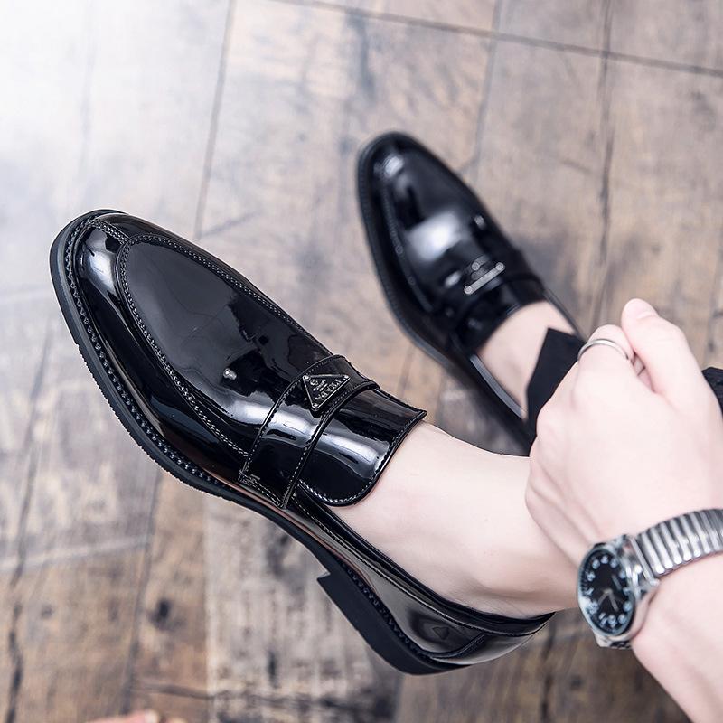 Британский фут набор повседневные маленькие кожаные туфли молодежь ночное шоу парикмахер заостренные ленивые туфли 38