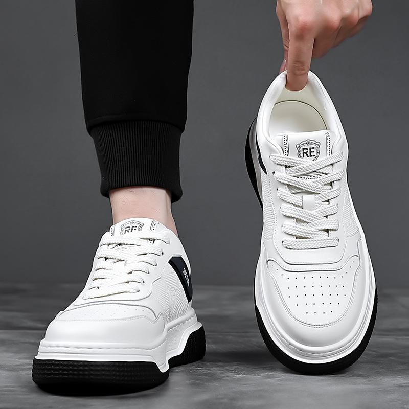 New Spring Men's Board Shoes Casual Shoes Korean Version Trend Breathable Versatile Sports Board Shoes White Shoes Men's Shoes