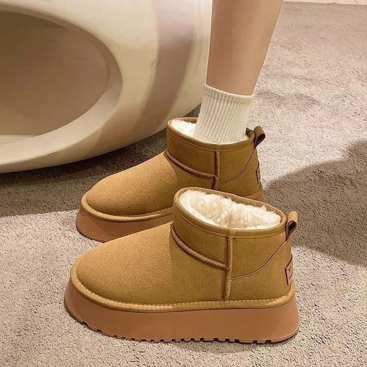 Thick-soled Non-slip Snow Boots, New Winter Warm Bread Shoes, Piled and Thickened Cotton Shoes