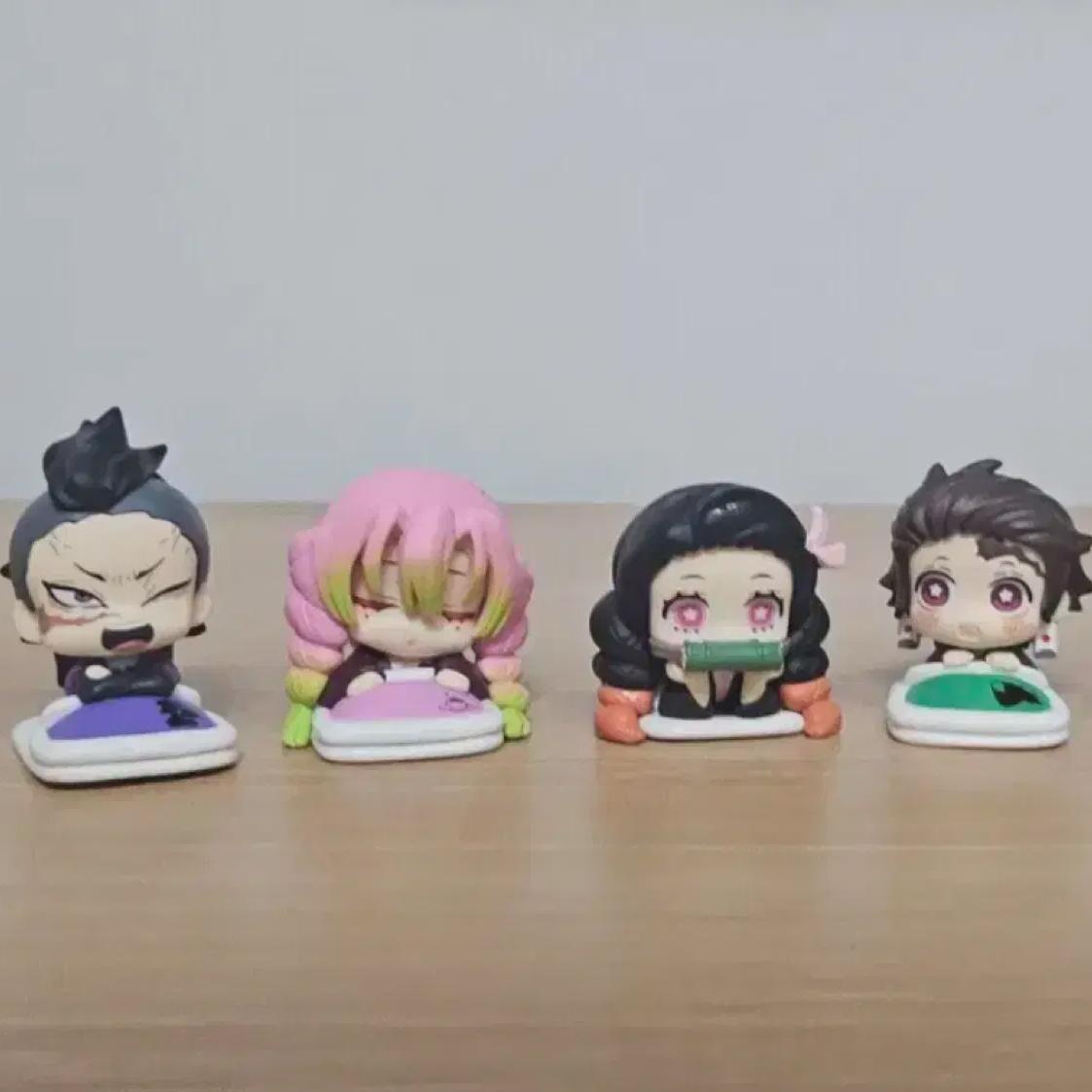 

(unopened) Demon Slayer Onemutan Tanjiro Nezuko Mitsuri Kenya Gacha Figure