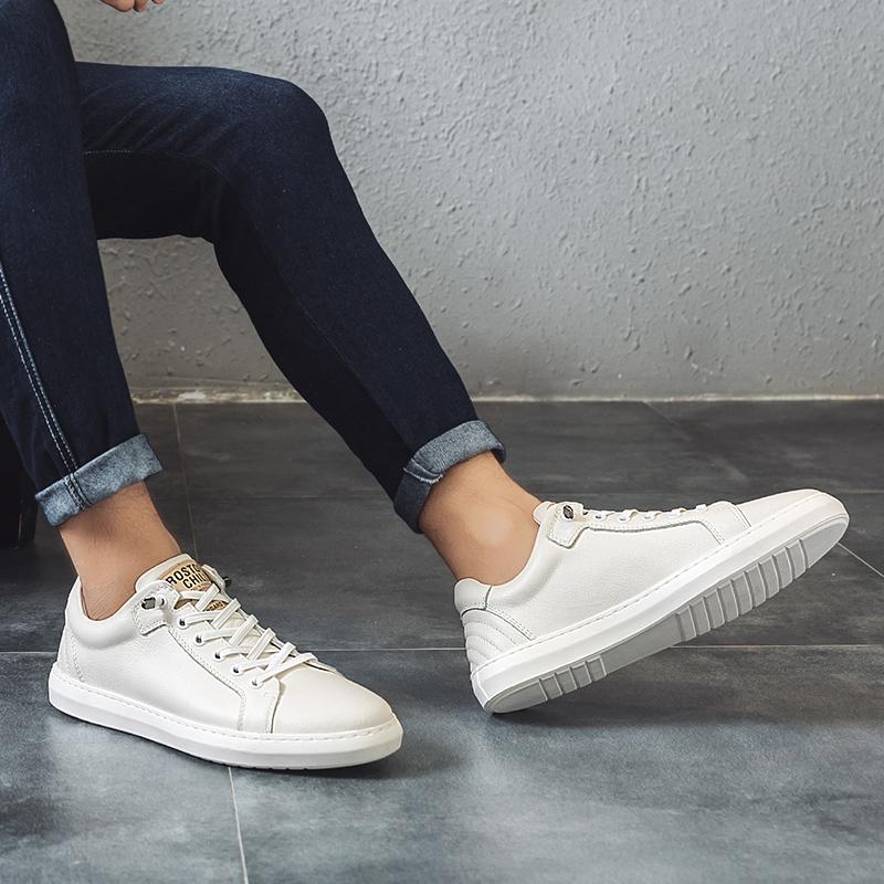 Sapato Masculino Mais Recente Couro Genuíno Outono 2022 Sapatos Casuais Masculinos Couro de Vaca Leisuer Caminhada Calçado Masculino Tênis Brancos Design Moda