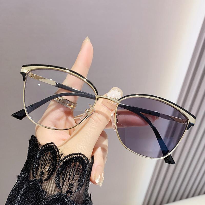 Photo-sensitive Color-changing Anti-blue-light Glasses With Large Female Frames And Ultra-lightweight, Plain Appearance 015
