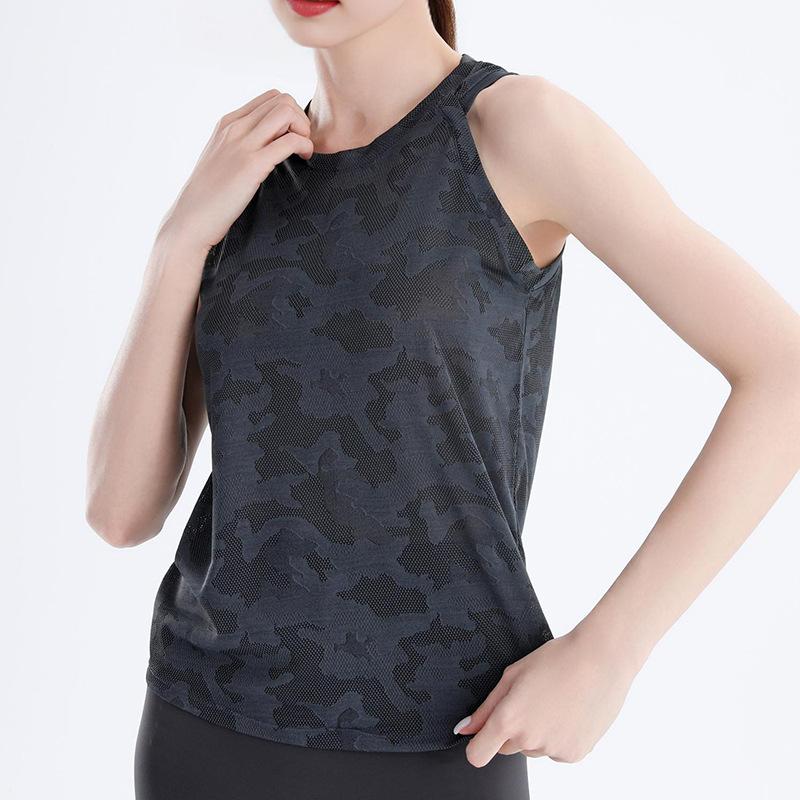 Loose-fitting Fitness Top Lightweight Breathable Mesh Vest Sleeveless Tunic Women’s Fitness Top Yoga Top