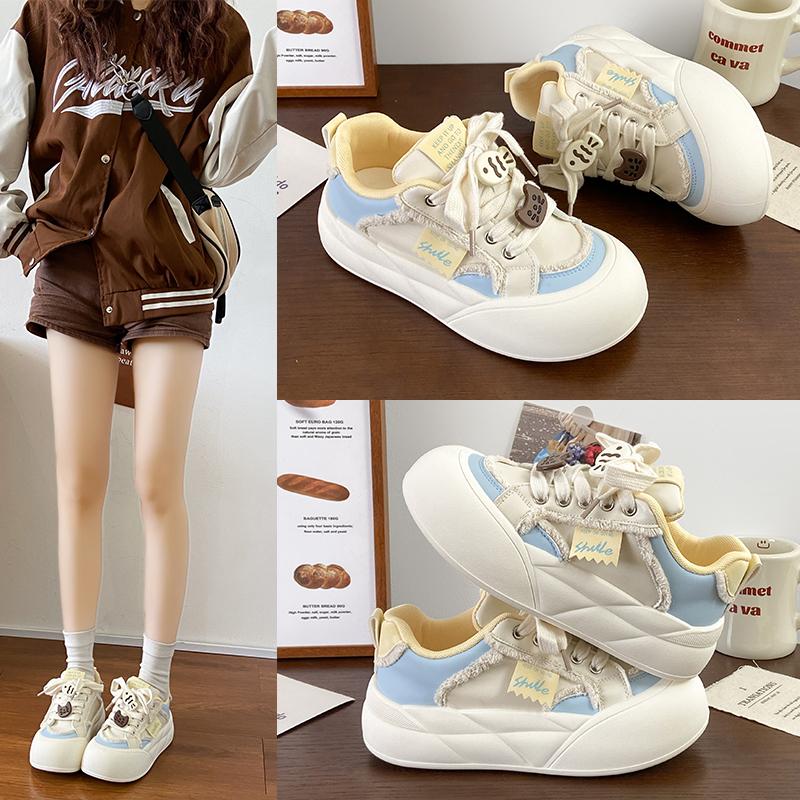 Modne sneakersy na platformie w stylu koreańskim 2025 Wiosna Damskie Dopaminowe Kokardy Grube Białe Buty Chlebowe Lato Urocze Wszechstronne Płaskie na Grubej Podeszwie