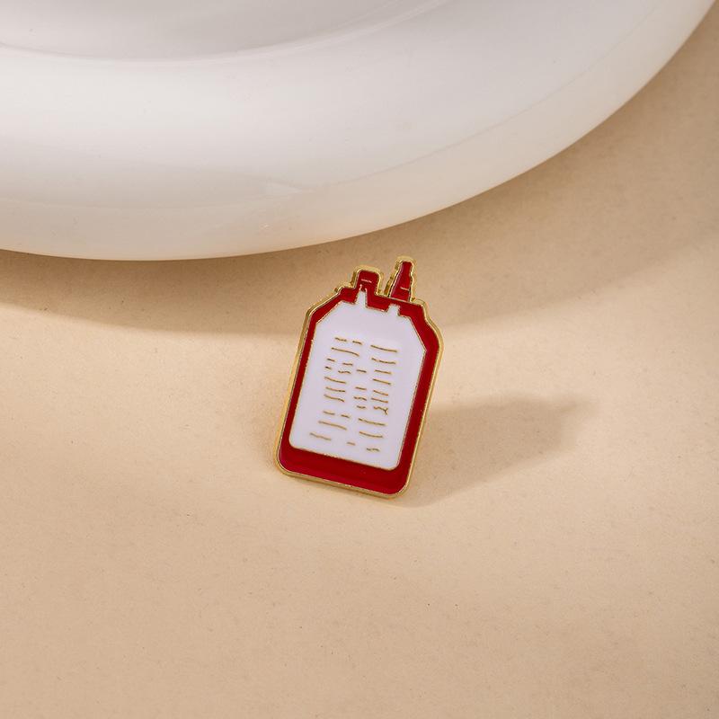 Cartoon Cute Brooch Nurse Medicine Bottle Thermometer Syringe Fun Badge Wind Creative Metal Pin