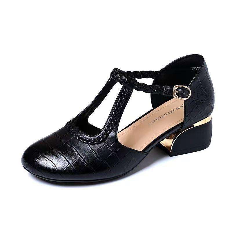Baotou Sandalen neue Sommer Hohl atmungsaktives weiches Leder dicker Absatz Pendler kühle Einzel-Schuhe