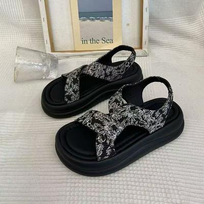 Rom mit Römersandalen Damen Sommer 2024 neu Feenwind Damen super Feuer auf Scheiße treten dicksohlige Strandschuhe