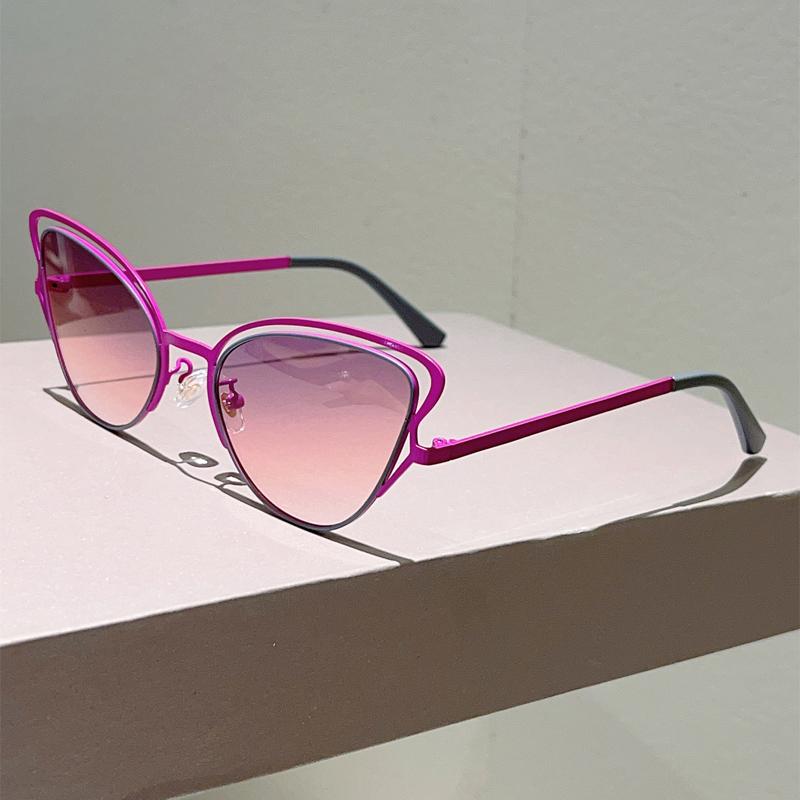 Butterfly Shaped Sunglasses Women Fashion Hollowed Rim Cat Eye Shades New Trendy Vintage Luxury Brand Design Sun Glasses