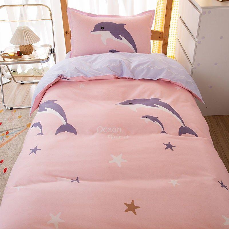 

Трехпредметный комплект для общежития Шестипредметный для спальни Студенческий Шлифованные простыни Пододеяльник Четырехпредметный Матрас Постельное белье Зимнее одеяло Popular Daisy orchid Quilt cover 150*200