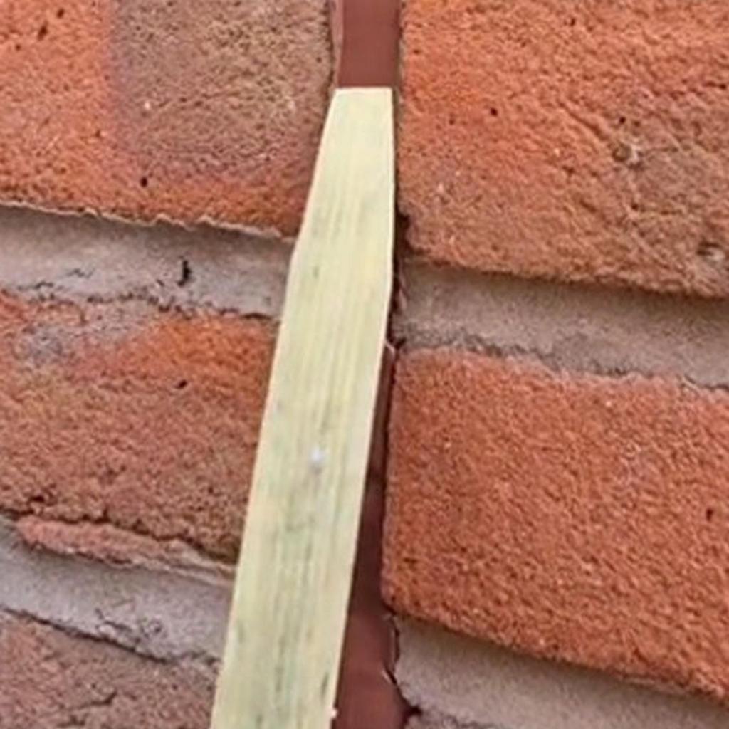 Caulk Finishing Tool 5 Pieces Sealant Finishing Tool Portable Ergonomic Wood Handle Applicator for Wall Home Window Door Sealant