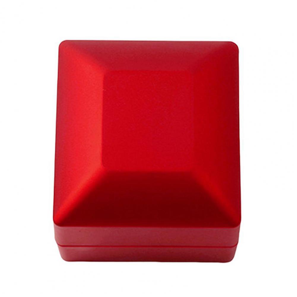 

Stain-resistant Ring Container Led Light Engagement Ring Box with Magnet Design for Wedding Party Supplies Compact Porta Practical Use красный