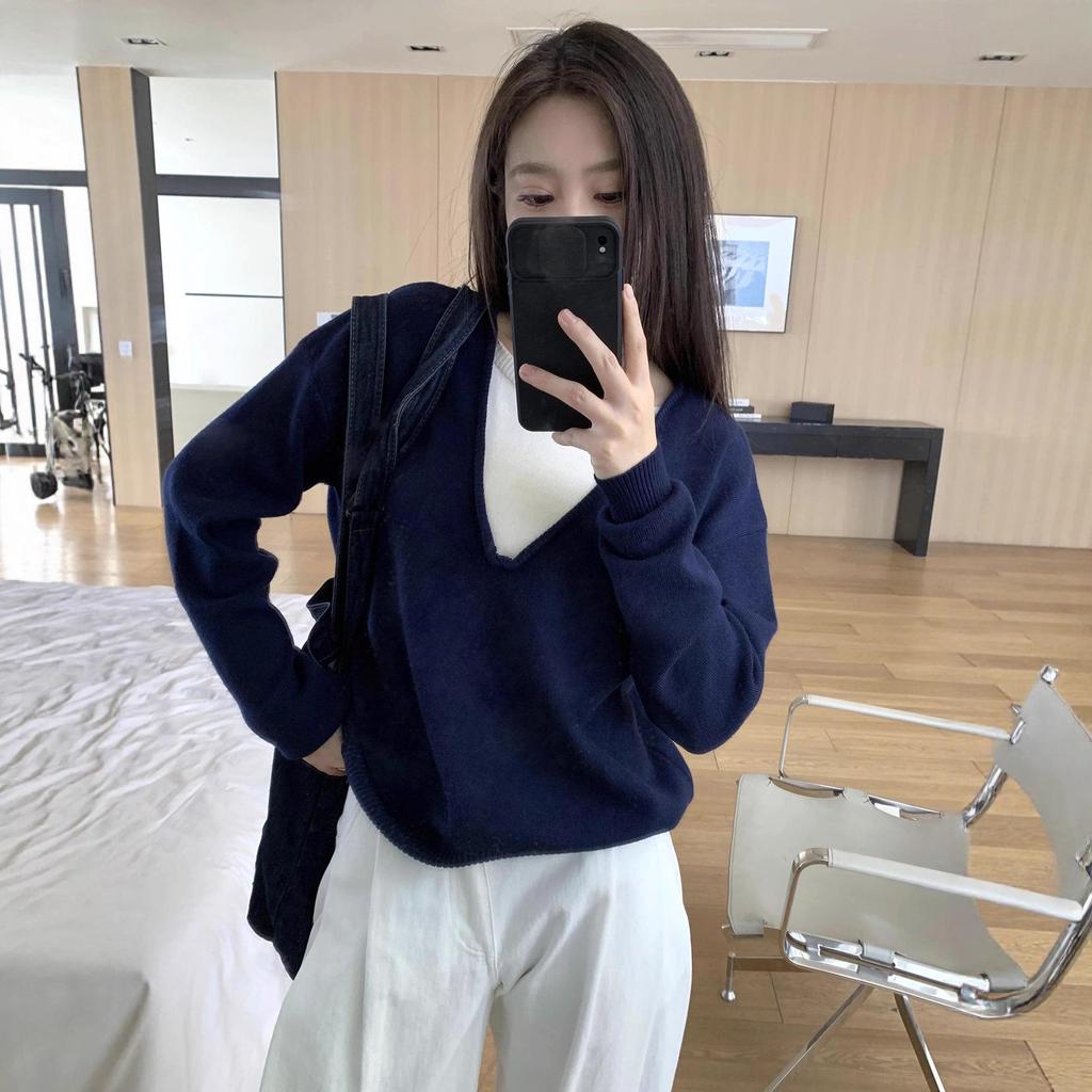 Women's Navy Blue Two-Piece Style Knit Sweater: Autumn/Winter, Loose Fit, Long-Sleeved, Korean-Inspired.