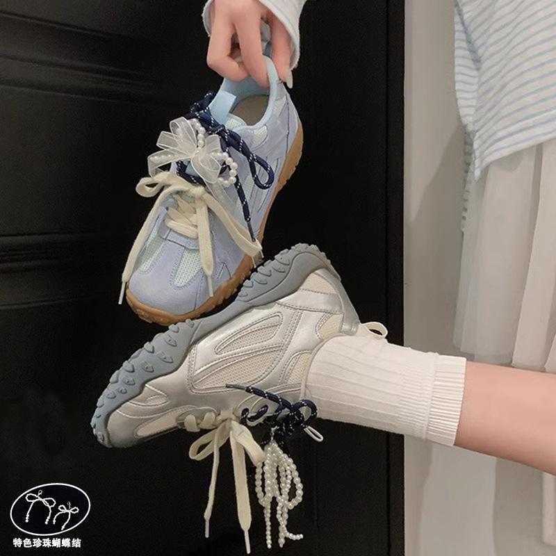 Uncle Wen has the same spot casual shoes for women's 2025 new models with pearl bow thick-soled inner height-increasing German training shoes for wom