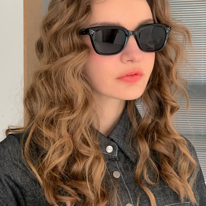 

VASCARA JULIAN (4colors) white