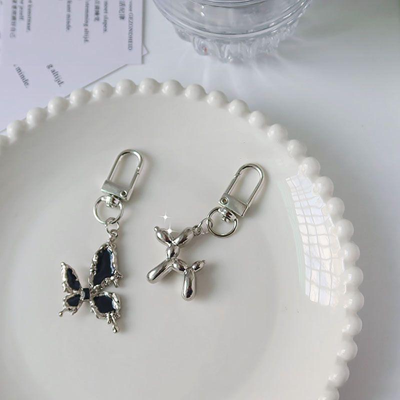 Autumn And Winter  Cool Wind Butterfly Balloon Dog Key Chain Cool Fun Bag Pendant Lovers Girlfriends Gift