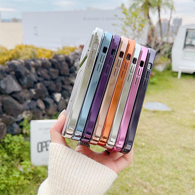 iPhone 17 Pro Max Magnetic Plating Case with Laser Lens Protection