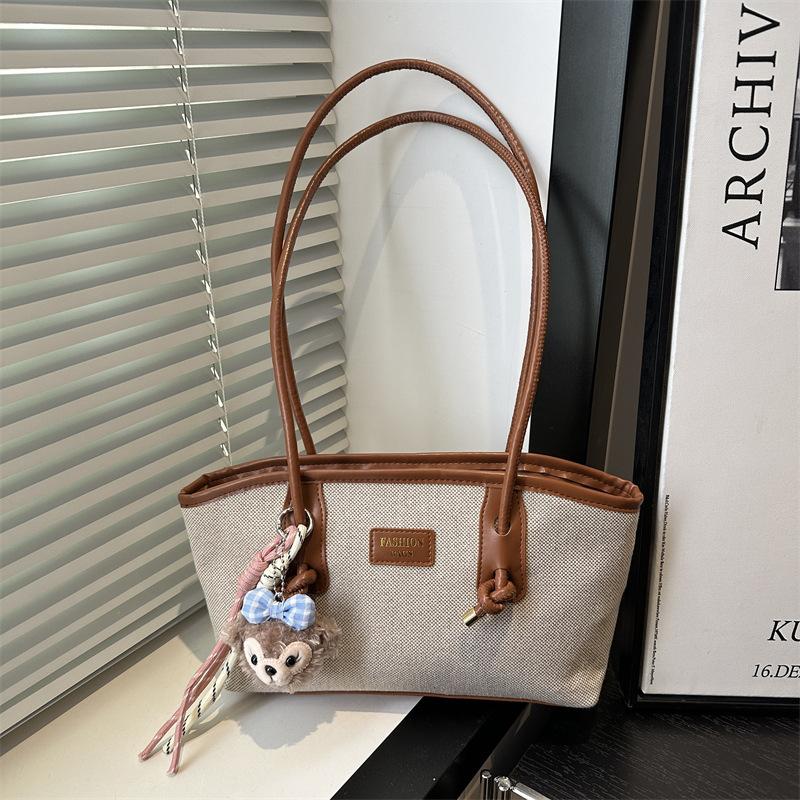 Spring and Summer New Versatile Contrasting Colors Single Shoulder Underarm Small Bag Women's 2025 Fashion Trend Travel Commuter Tote Bag