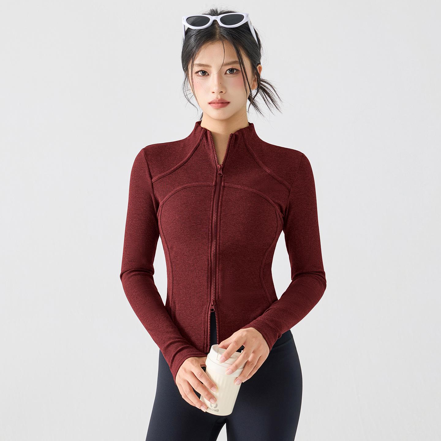 

Women s Autumn/Winter Slim-Fit Stand Collar Yoga Jacket - Long Sleeve Sport Top for Running & Training S (recommended weight 80-95 lbs) червоний