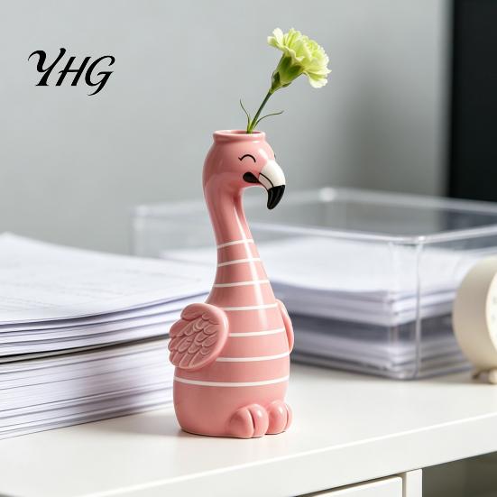 Artistic Floral Container Cute Resin Flamingo Decorative Vase, Pink Flower Holder Figurine, Animal Shape Vase Tabletop Ornament for Dried Artificial