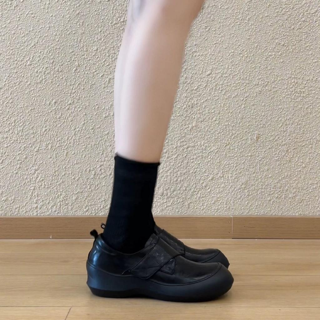 Lammfellversion Dicksohlige Klettverschluss Pendler Damen Vielseitige Schwarze Runde Kopf Mode Schuhe